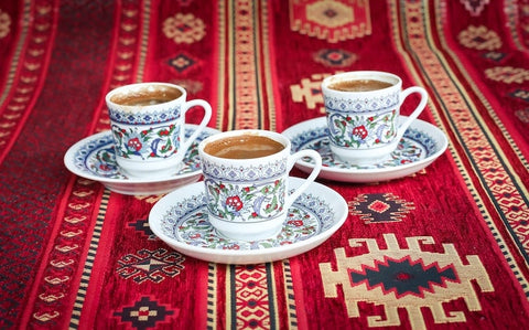 Baharatlı Türk Kahvesi Tarifi (Otantik ve Lezzetli)